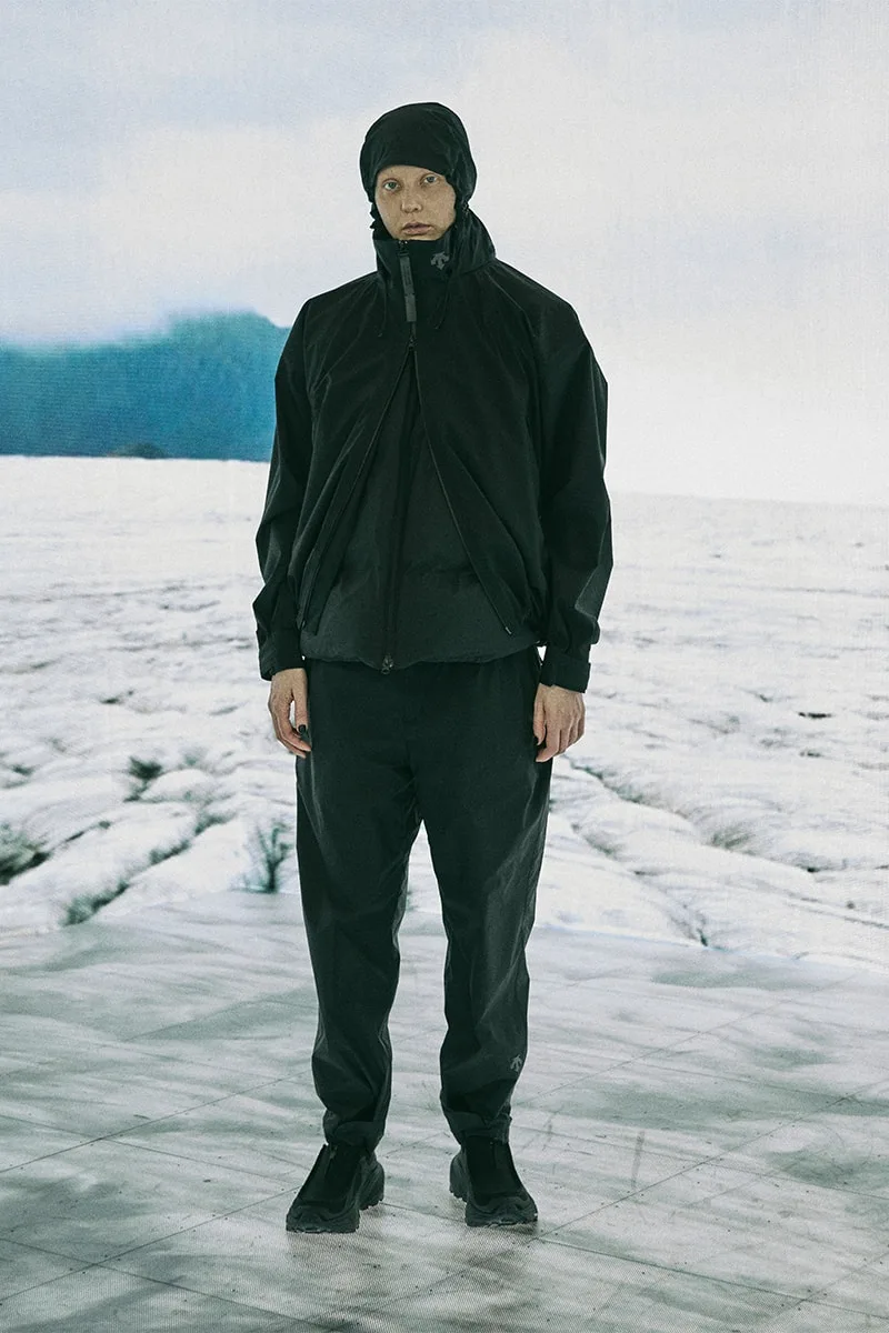 descente-x-nhoolywood-une-capsule-urbaine-elegante/carousel-11.jpg