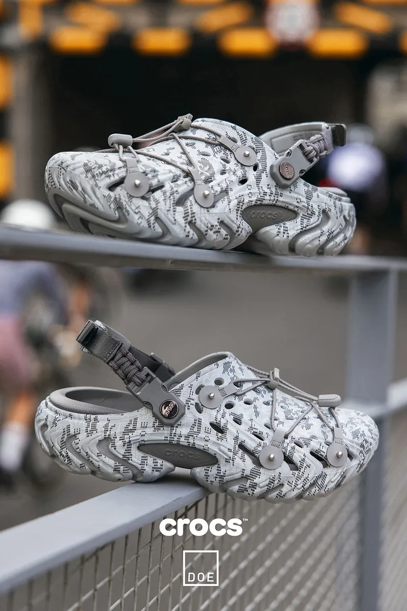 Explorez les silhouettes urbaines modernes avec la nouvelle collection DOE x Crocs