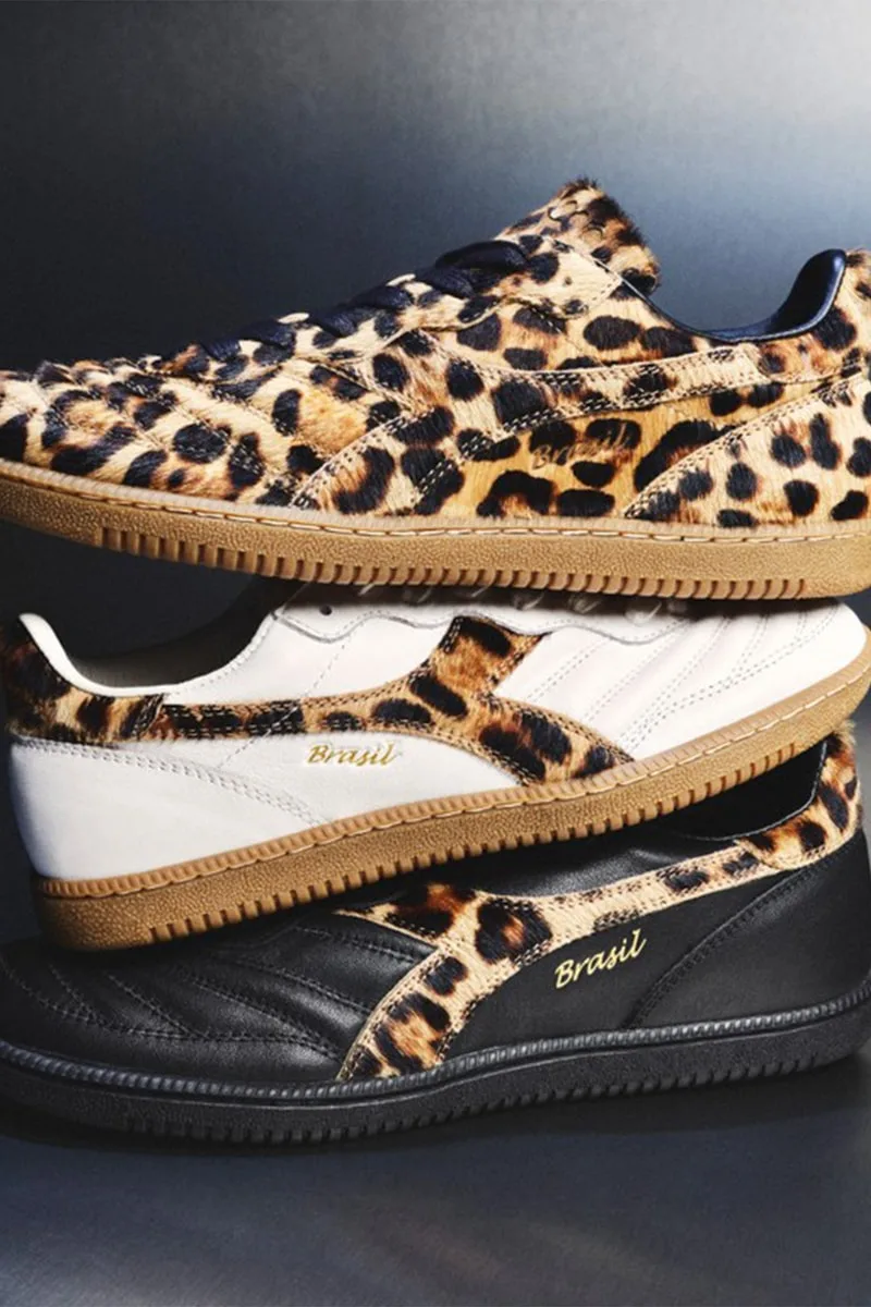 dolce-et-gabbana-x-diadora-le-retour-de-la-brasil/carousel-1.jpg