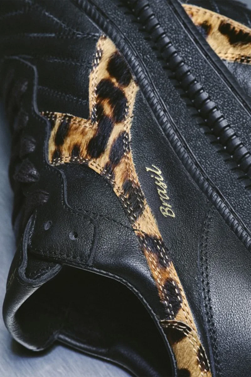 dolce-et-gabbana-x-diadora-le-retour-de-la-brasil/carousel-14.jpg