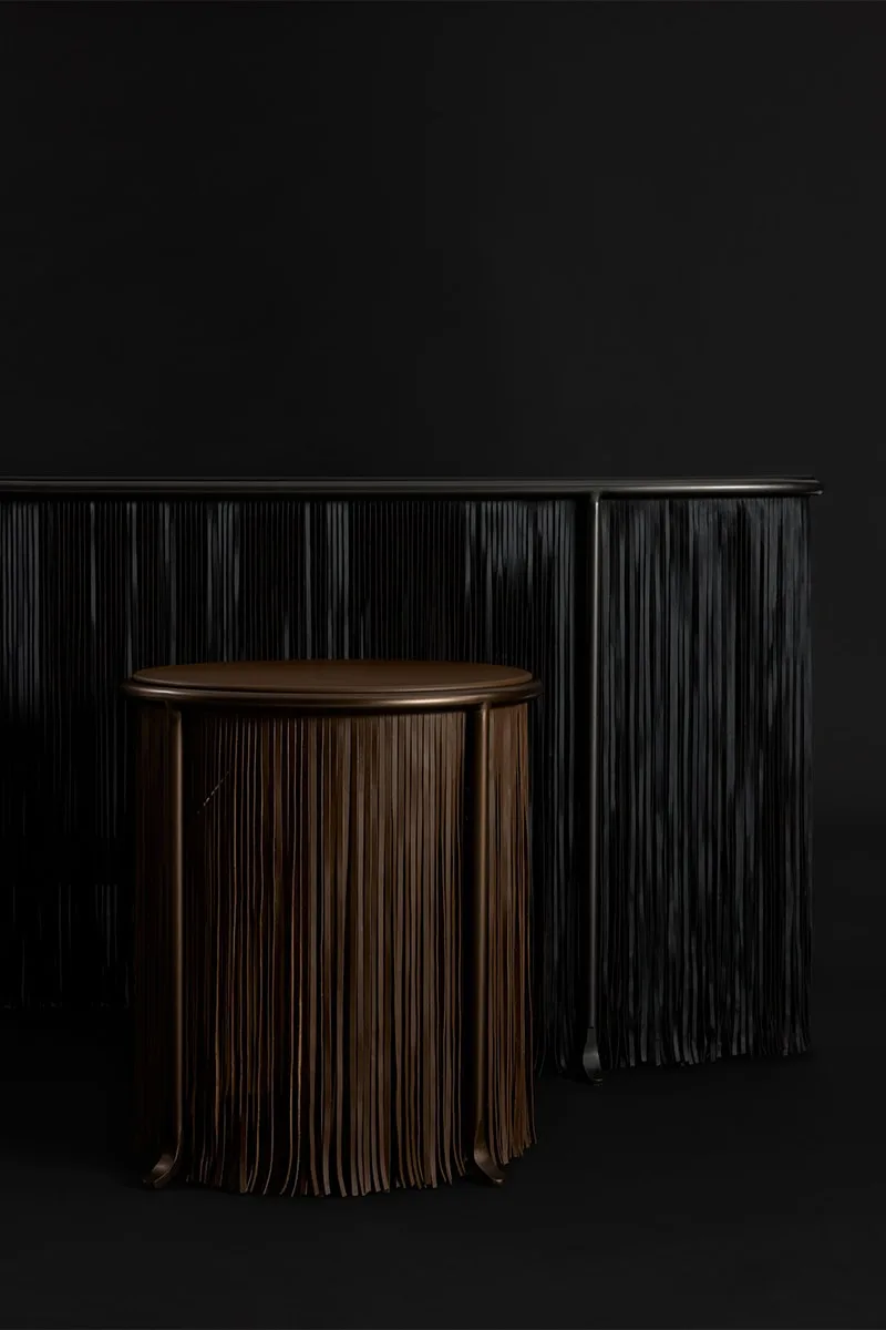 dozie-kanu-lart-de-transcender-le-mobilier/carousel-8.jpg