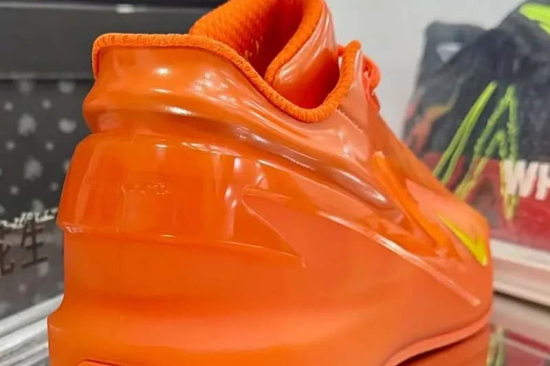drake-et-nike-annoncent-une-collaboration-avec-kevin-durant/carousel-9.jpg