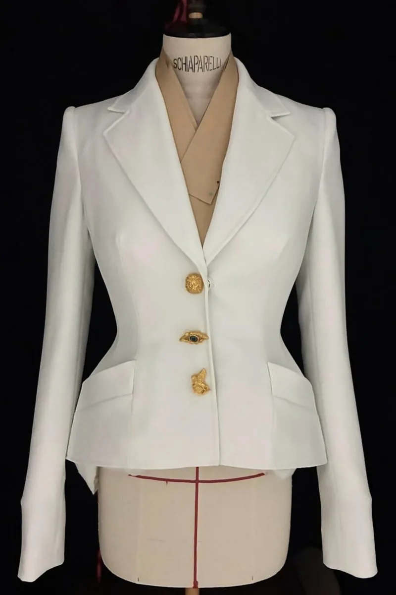 dua-lipa-mariage-haute-couture-avec-schiaparelli/carousel-1.jpg