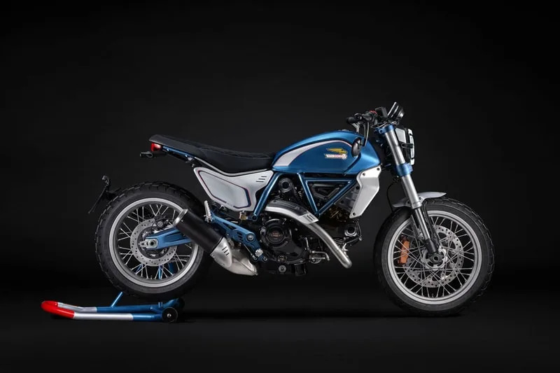 ducati-collezione-100-le-centenaire-en-edition-limitee/carousel-9.jpg