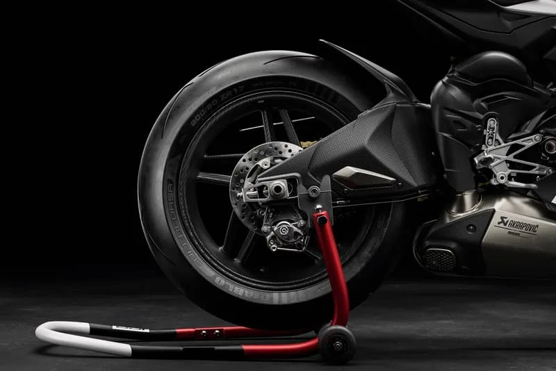 Ducati Superleggera V4 Centenario Édition Limitée Freins en céramique de carbone 100 ans anniversaire