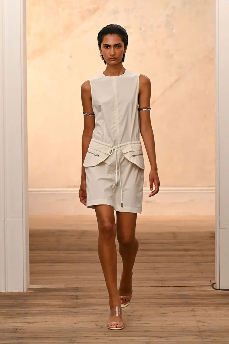 eckhaus-latta-audace-urbaine-a-la-fashion-week-de-new-york/carousel-8.jpg
