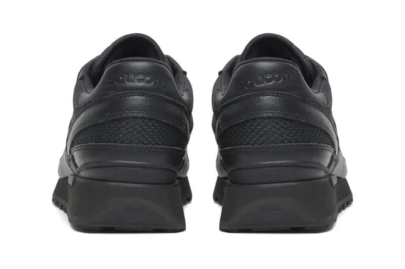 engineered-garments-et-saucony-une-nouvelle-version-de-la-shadow-original/carousel-4.jpg