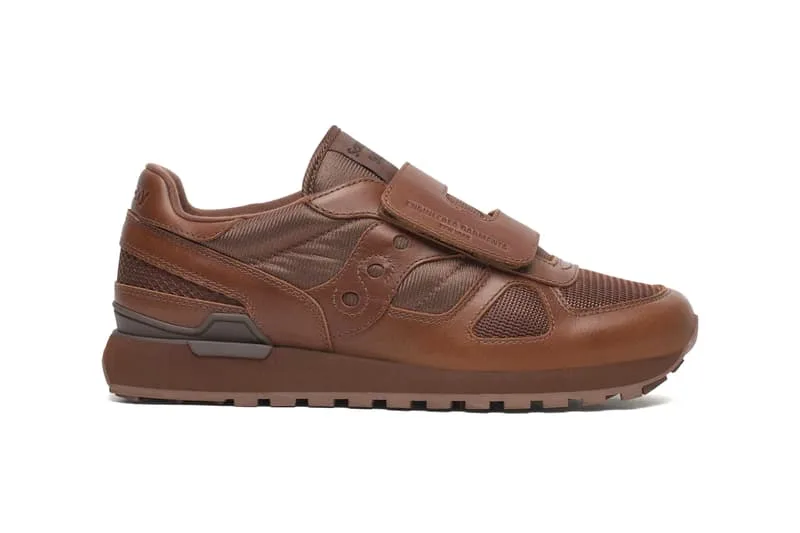 engineered-garments-et-saucony-une-nouvelle-version-de-la-shadow-original/carousel-6.jpg