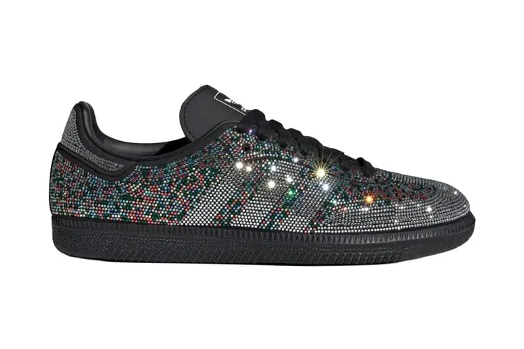 entire-studios-et-adidas-une-collection-continued-in-black-audacieuse/carousel-12.jpg