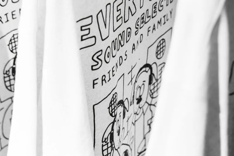 everyone-une-pop-up-exclusive-a-belowground/carousel-14.jpg
