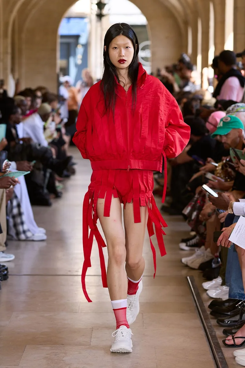 feng-chen-wang-fusion-de-lest-et-de-louest-a-paris/carousel-10.jpg