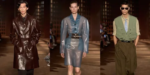 Défilé de mode avec trois mannequins portant des tenues élégantes.