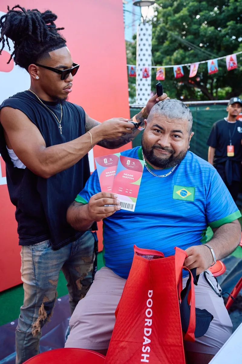 fifa-fan-festival-miami-immersion-dans-la-fievre-du-foot/carousel-11.jpg