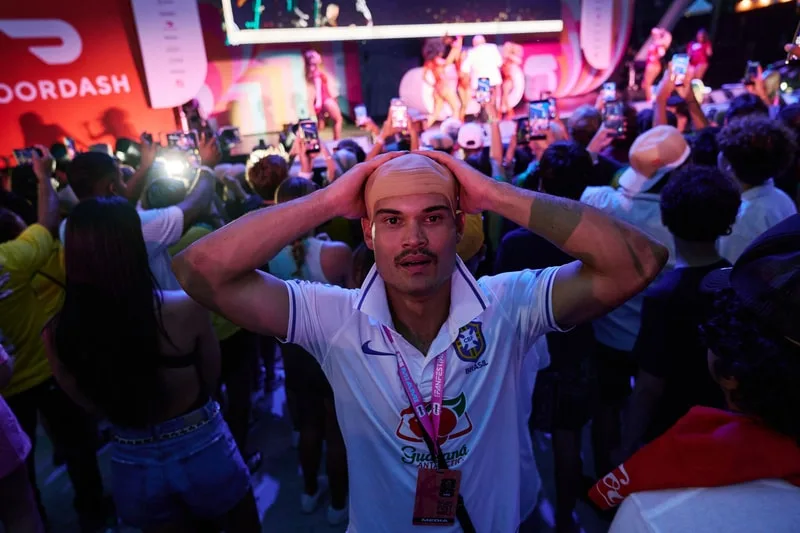 fifa-fan-festival-miami-immersion-dans-la-fievre-du-foot/carousel-14.jpg