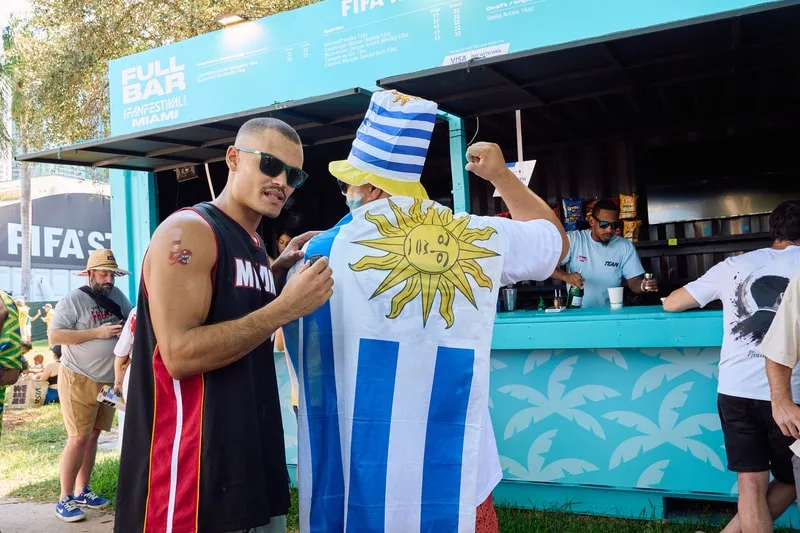 fifa-fan-festival-miami-immersion-dans-la-fievre-du-foot/carousel-4.jpg