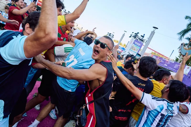 fifa-fan-festival-miami-immersion-dans-la-fievre-du-foot/carousel-6.jpg