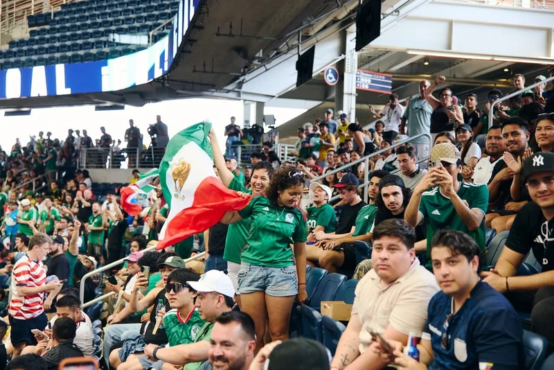 fifa-fan-festival-nyc-alexis-guerreros-au-coeur-de-la-fete/carousel-1.jpg