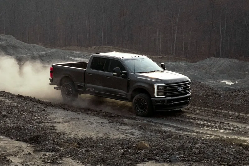 ford-carhartt-le-4x4-en-hommage-aux-artisans/carousel-3.jpg
