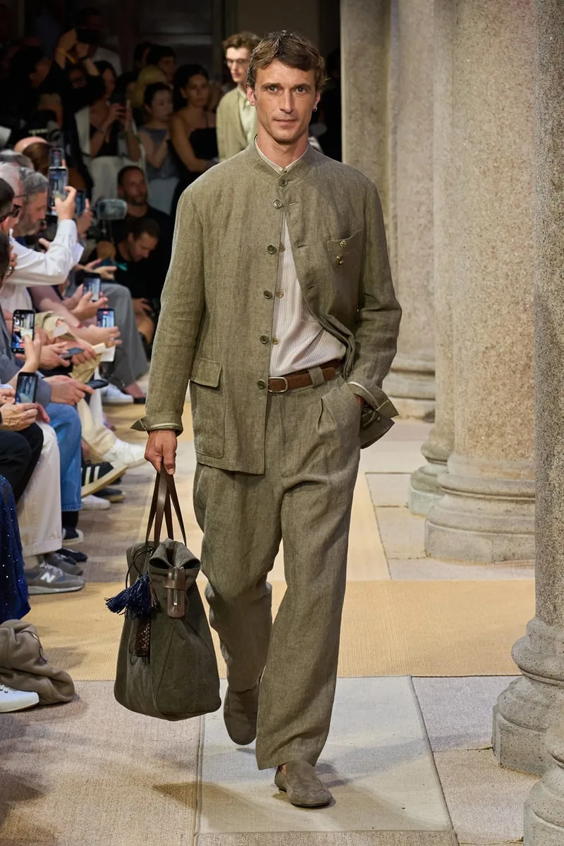 giorgio-armani-vers-une-elegance-decontractee-ss27/carousel-2.jpg