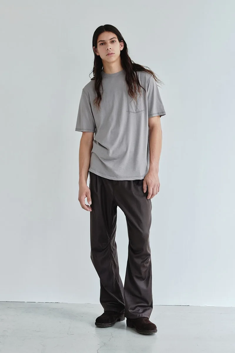 gramicci-et-nonnative-luxe-en-laine-pour-lete-2026/carousel-4.jpg