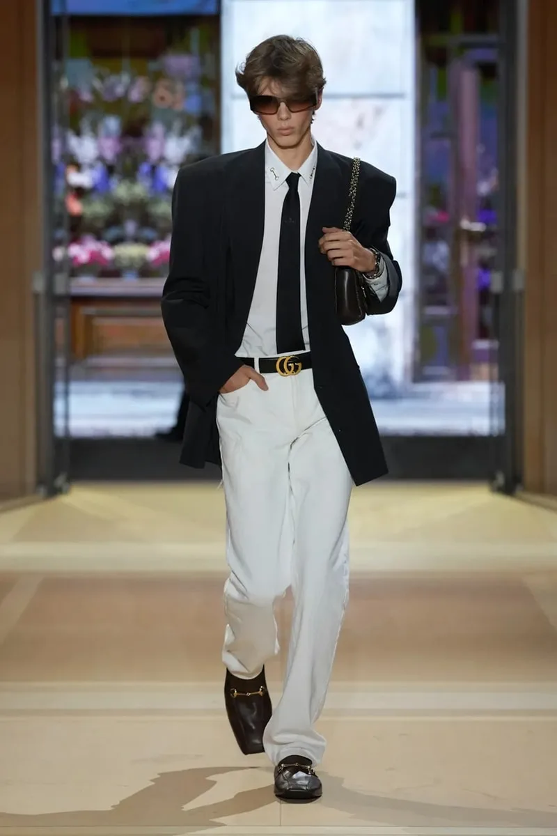 gucci-ss27-demna-devoile-sa-vision-personnelle/carousel-10.jpg