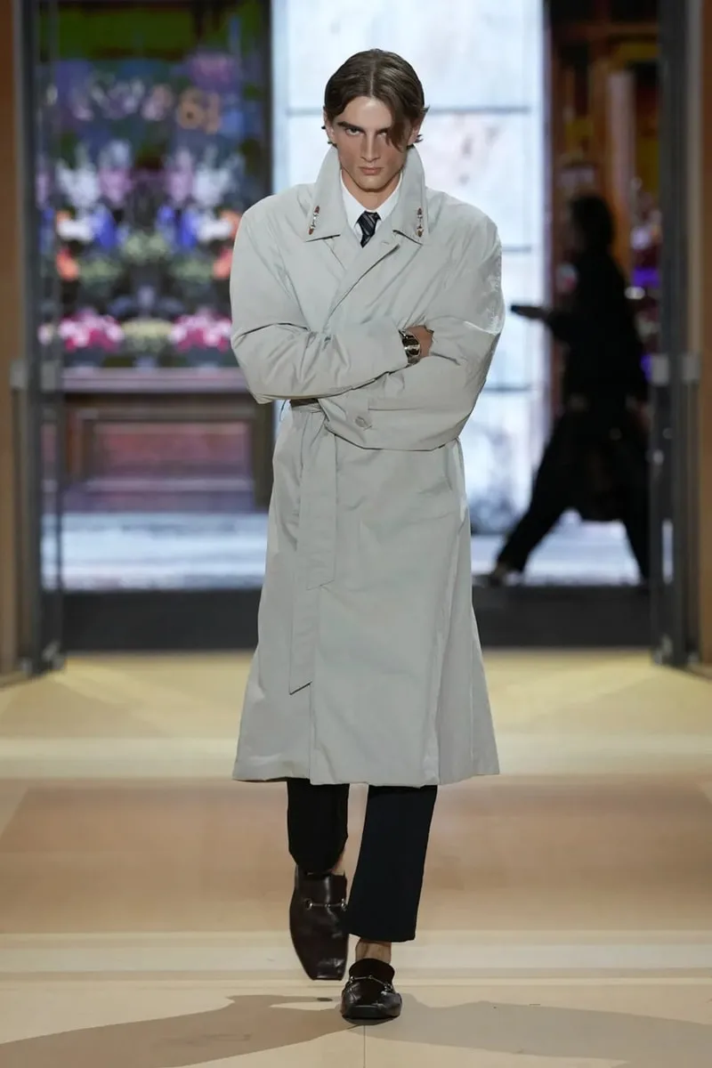 gucci-ss27-demna-devoile-sa-vision-personnelle/carousel-6.jpg