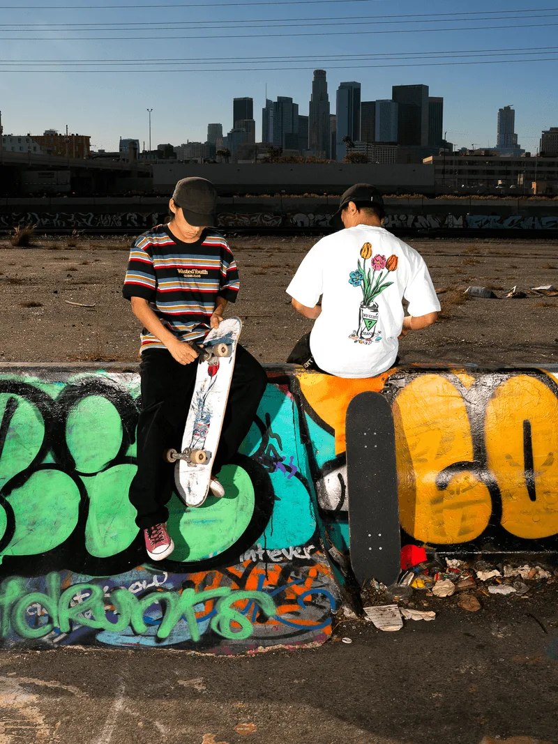 GUESS JEANS dévoile une collection capsule avec Wasted Youth, marque créée par Verdy