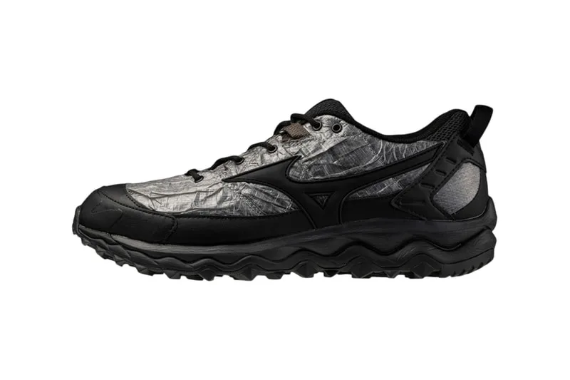 han-kjobenhavn-x-mizuno-une-wave-mujin-tl-furtive/carousel-1.jpg