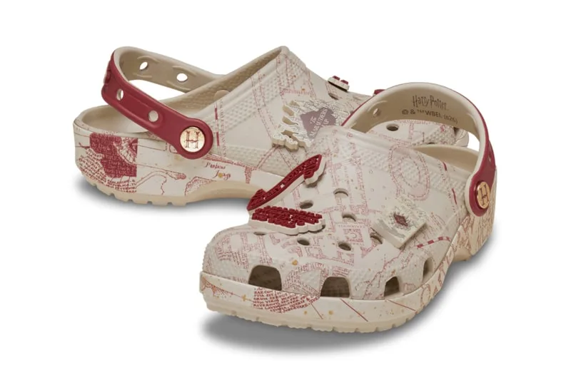 harry-potter-x-crocs-lart-cartographique-revisite/carousel-1.jpg