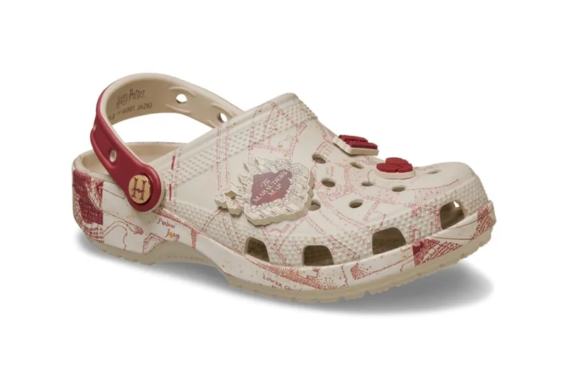harry-potter-x-crocs-lart-cartographique-revisite/carousel-4.jpg