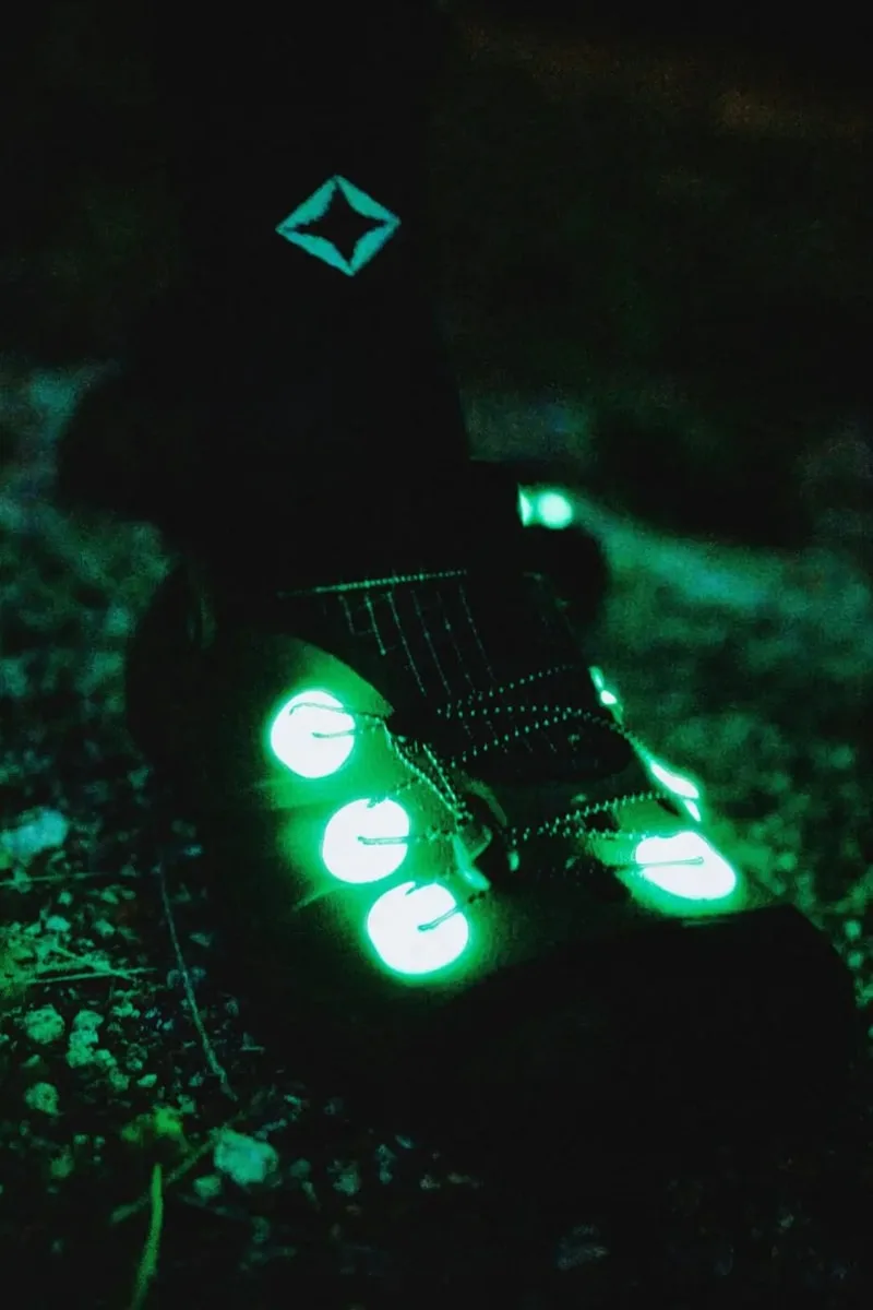 helinox-x-crocs-un-sabot-lumineux-et-utilitaire/carousel-13.jpg