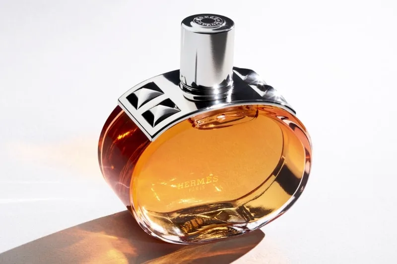 hermes-barenia-pleine-fleur-et-lart-du-cuir-parfume/carousel-2.jpg