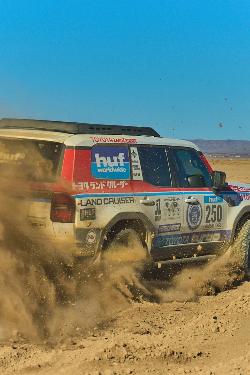 huf-x-toyota-retour-aux-sources-du-vintage/carousel-12.jpg
