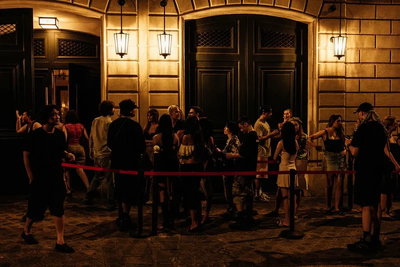 hypebeast-afterhours-la-fete-post-fashion-week/carousel-5.jpg