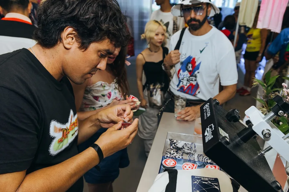 hypebeast-cup-x-depop-une-cloture-memorable/carousel-12.jpg