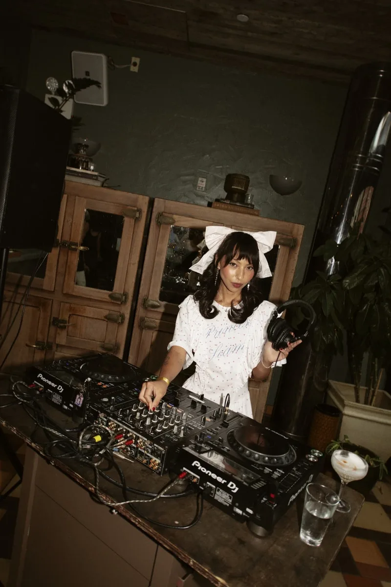 hypebeast-x-sandy-liang-une-fete-inoubliable/carousel-2.jpg