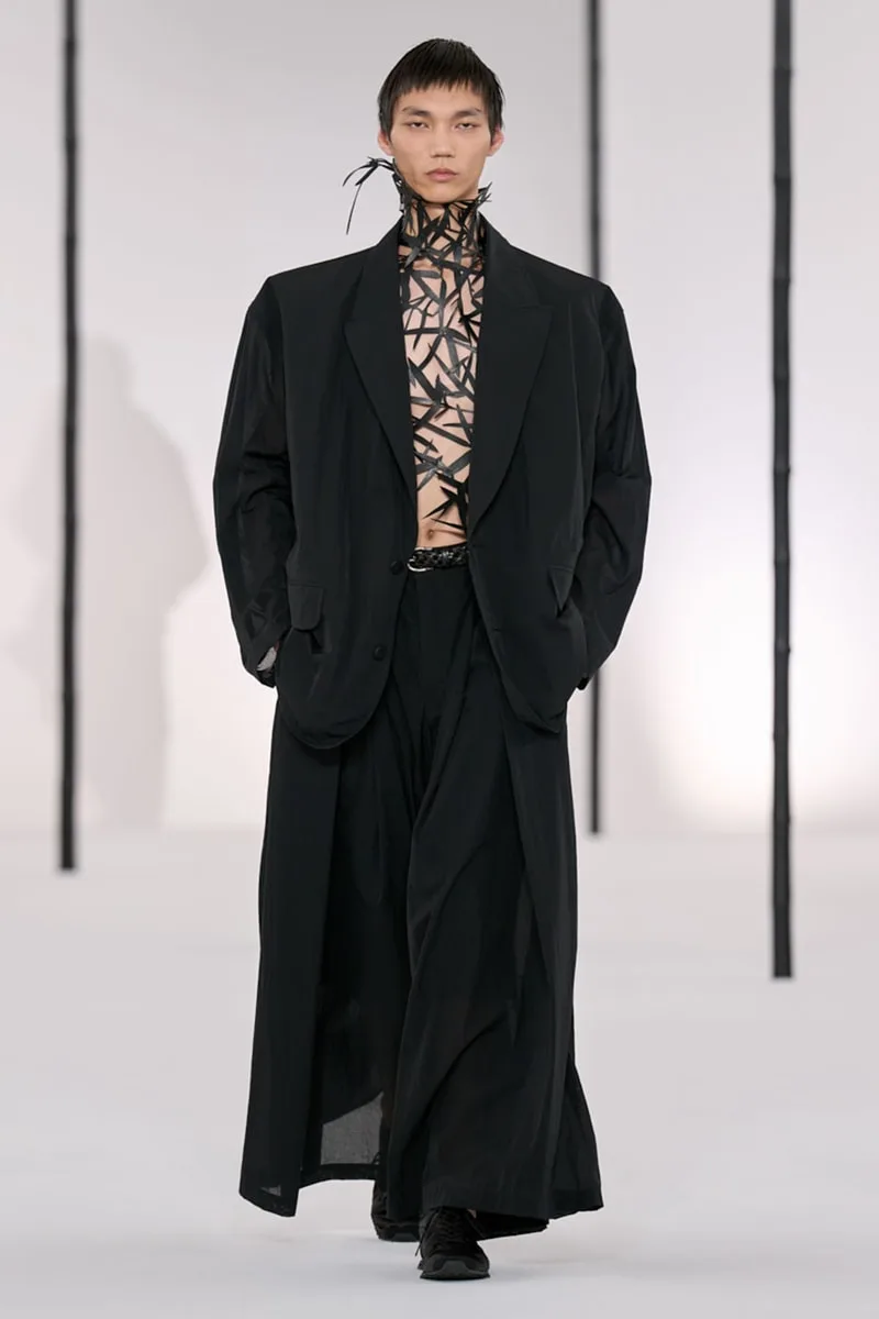 im-men-hommage-a-lart-asiatique-dans-sa-collection-ss27/carousel-7.jpg