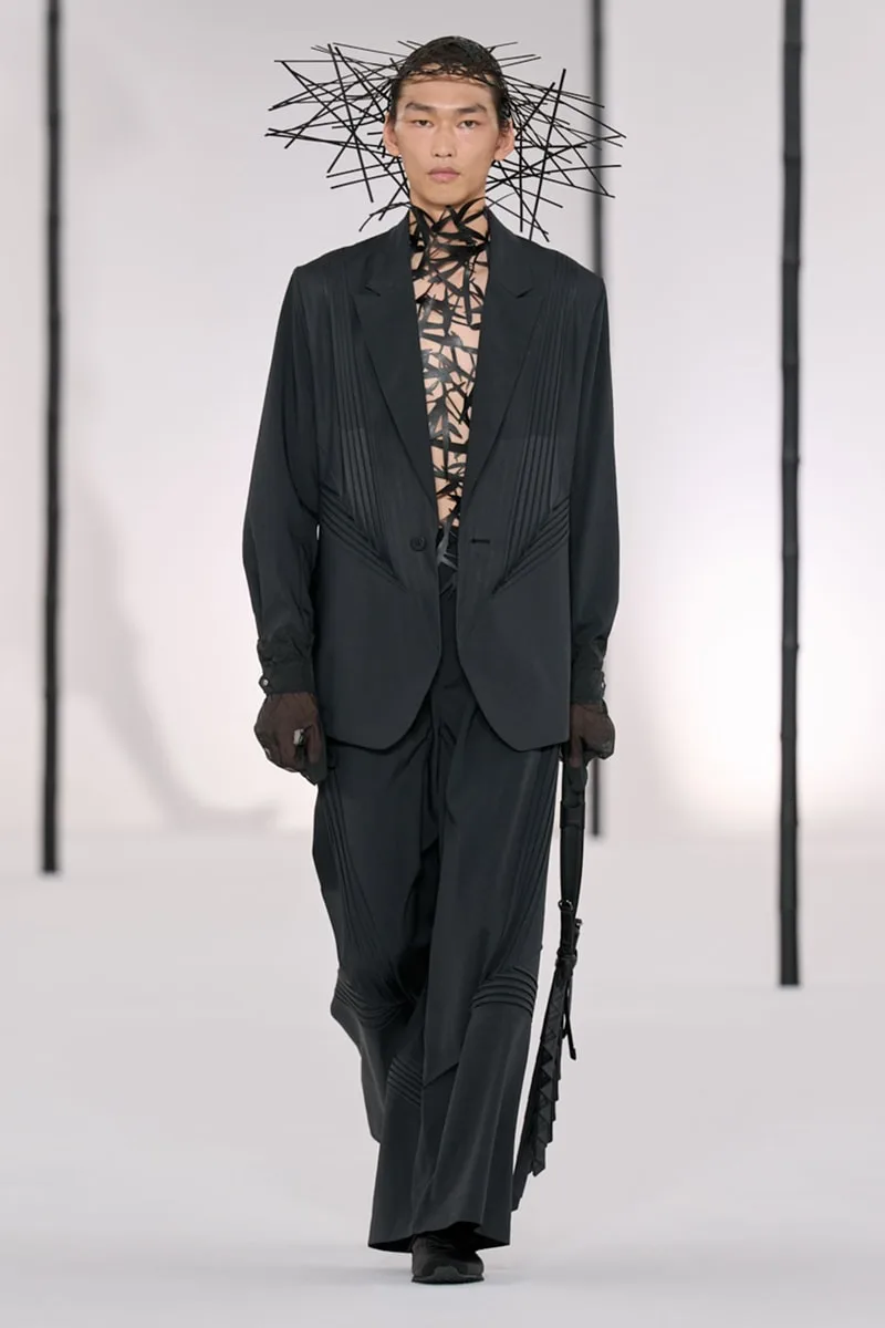 im-men-hommage-a-lart-asiatique-dans-sa-collection-ss27/carousel-8.jpg