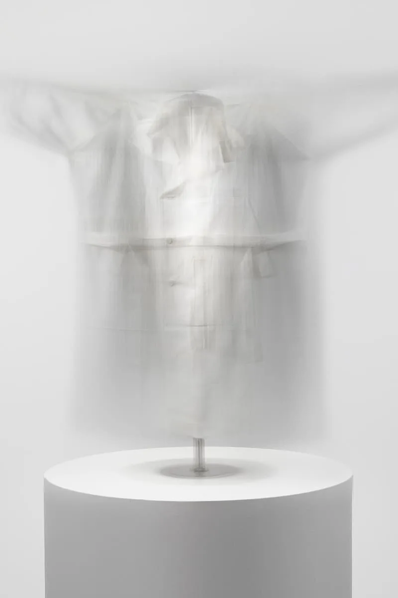 issey-miyake-une-nouvelle-adresse-phare-a-paris/carousel-12.jpg