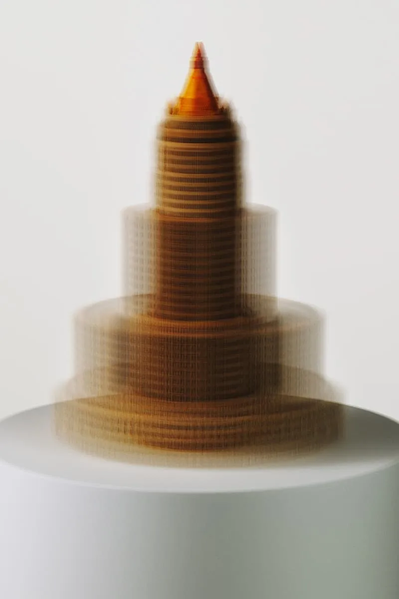 issey-miyake-une-nouvelle-adresse-phare-a-paris/carousel-8.jpg