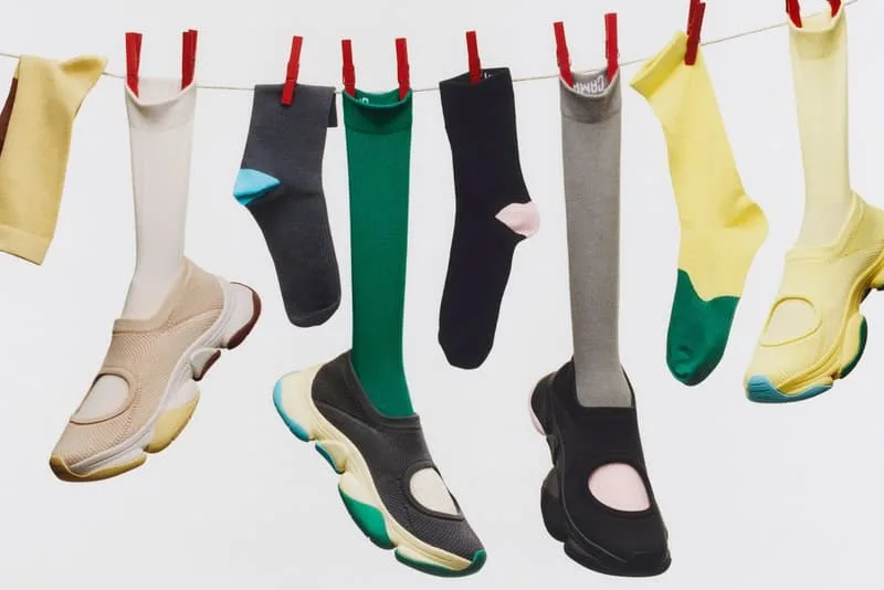 issey-miyake-x-camper-la-mary-jane-revisitee/carousel-1.jpg