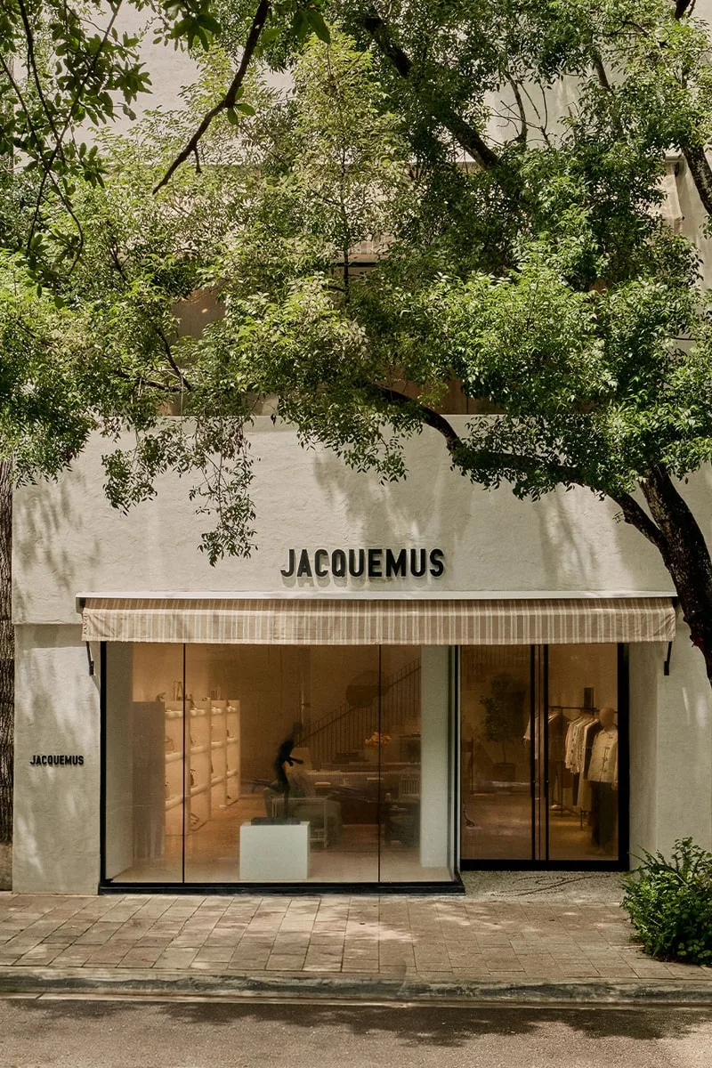 jacquemus-la-boutique-phare-de-miami-devoilee/carousel-1.jpg
