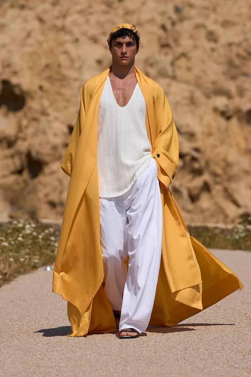 jacquemus-une-collection-enchanteresse-a-la-corse/carousel-6.jpg