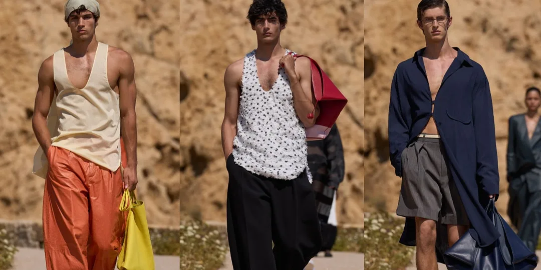Défilé de mode avec des mannequins portant des tenues variées et élégantes.