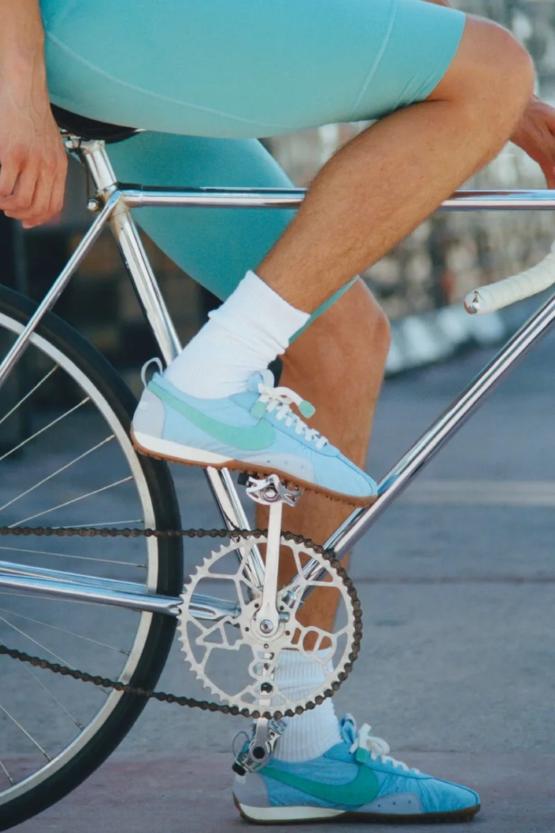 jacquemus-x-nike-le-retour-dynamique-de-la-moon-shoe/carousel-1.jpg