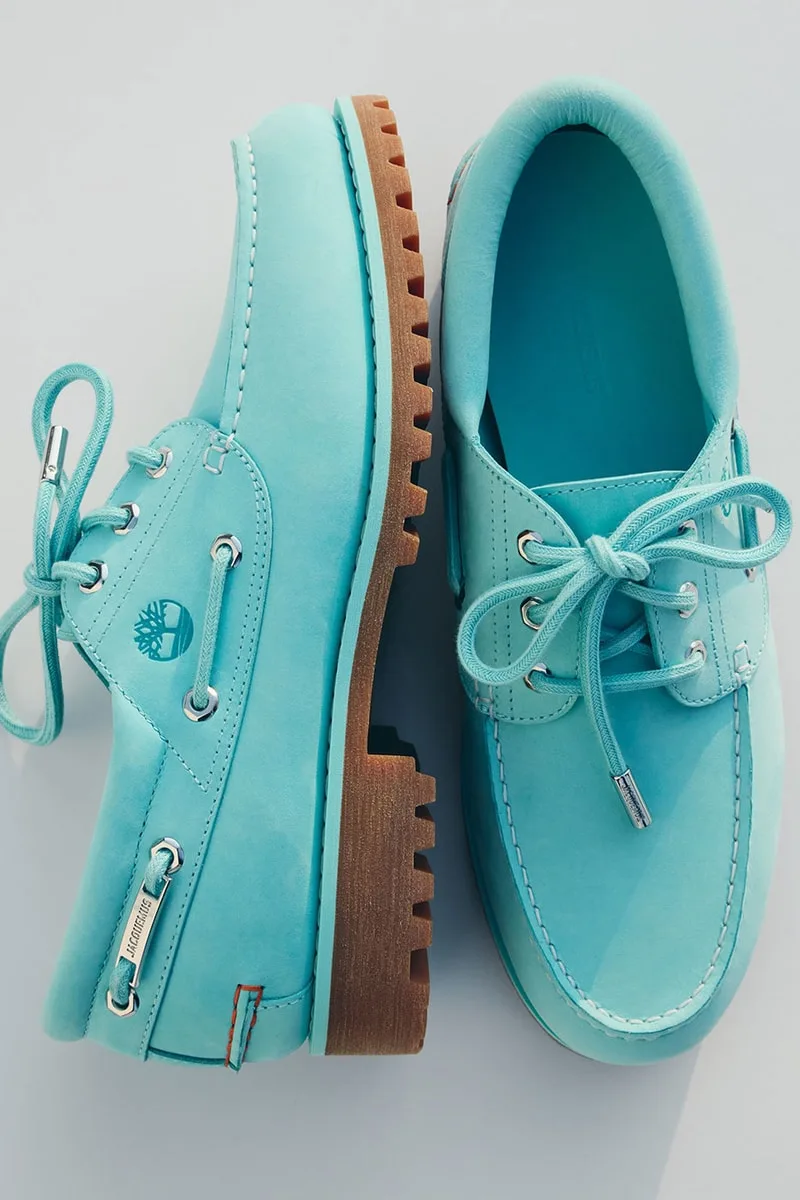 jacquemus-x-timberland-hommage-au-bleu-lagon/carousel-7.jpg