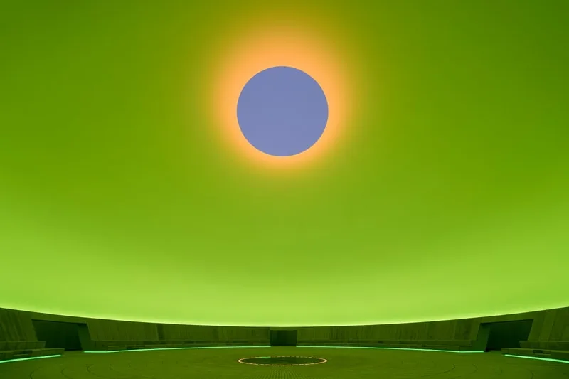 james-turrell-loeuvre-monumentale-au-musee-aros/carousel-2.jpg