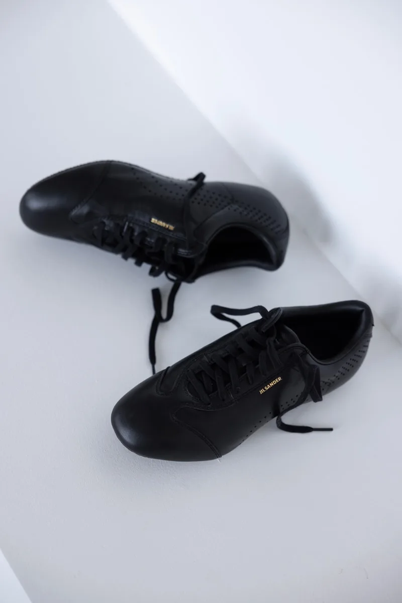 jil-sander-x-puma-sobriete-et-elegance-pour-ss27/carousel-4.jpg