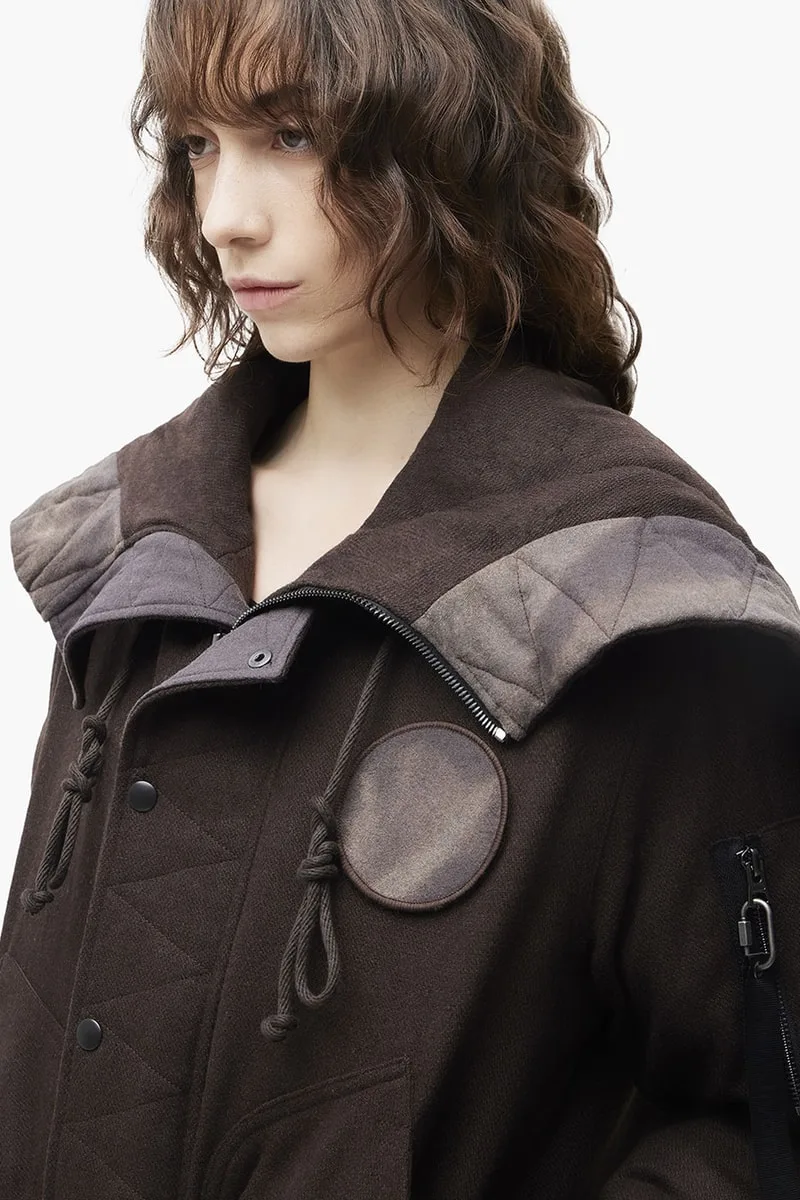 jiyongkim-la-mode-coloree-et-usee-par-le-soleil-pour-lautomne-hiver-2026/carousel-4.jpg