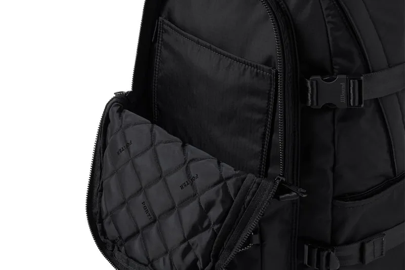 jjjjound-x-porter-une-collection-de-sacs-technique/carousel-7.jpg